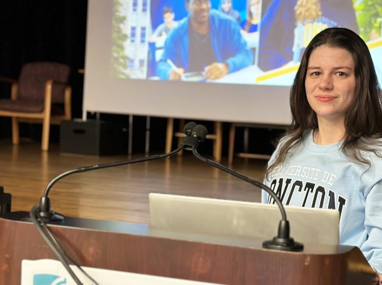 Mélanie Aminot, diplômée de l'USB