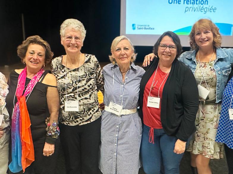 Des membres de la première cohorte en éducation de la jeune enfance de l'USB.